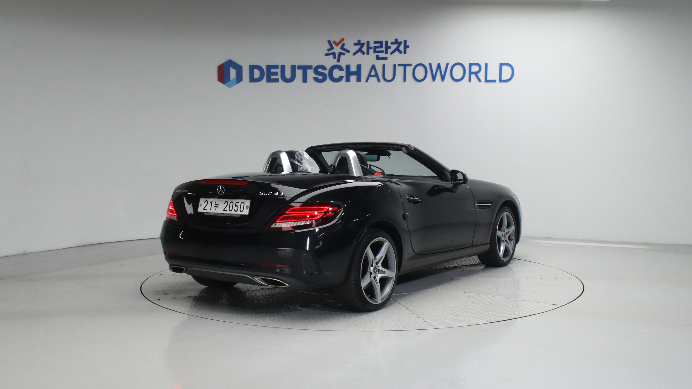Mercedes-Benz SLC-klasse — miniaturë 2