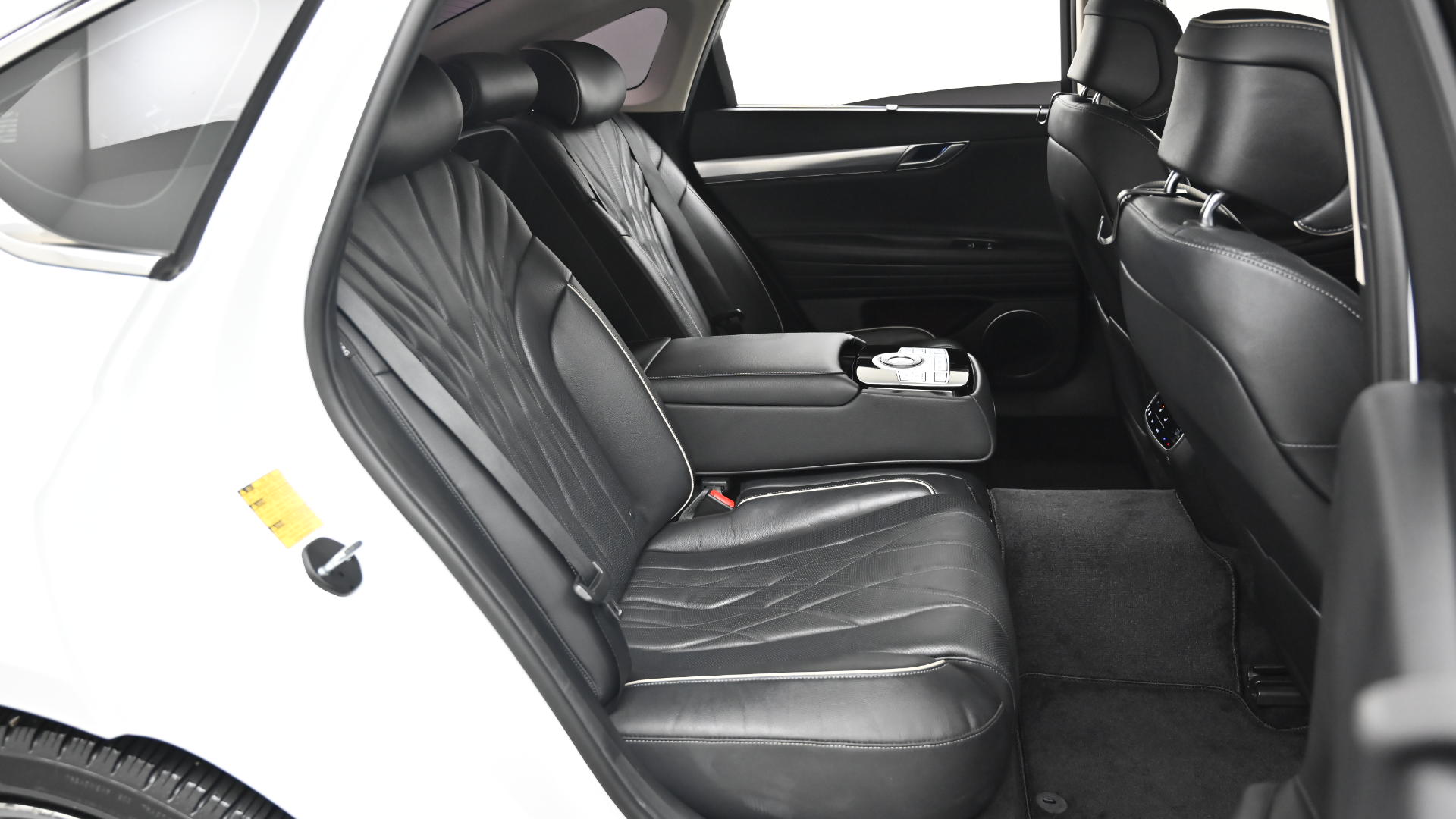 Genesis G80 — miniaturë 12
