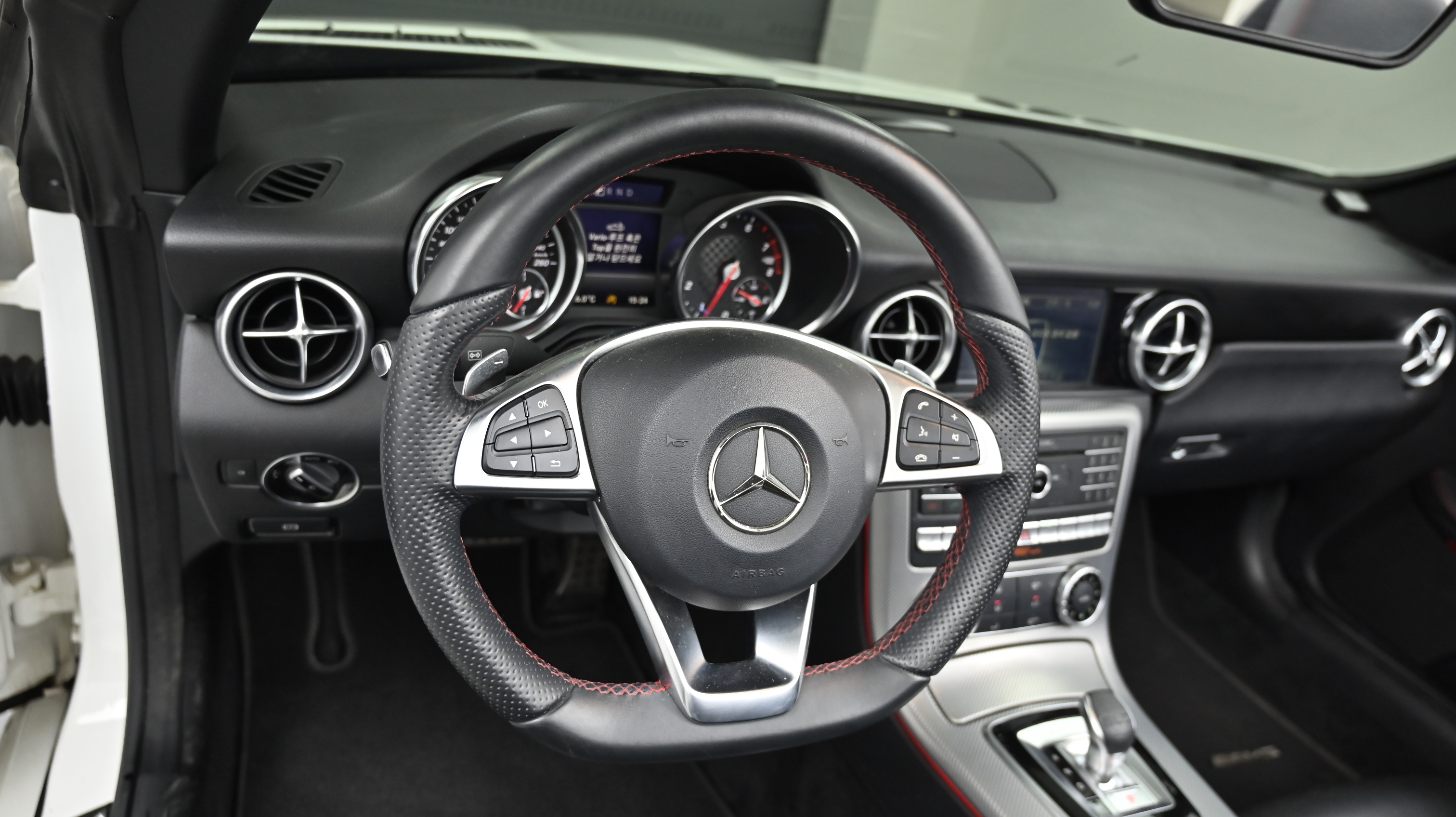 Mercedes-Benz SLC-klasse — miniaturë 13