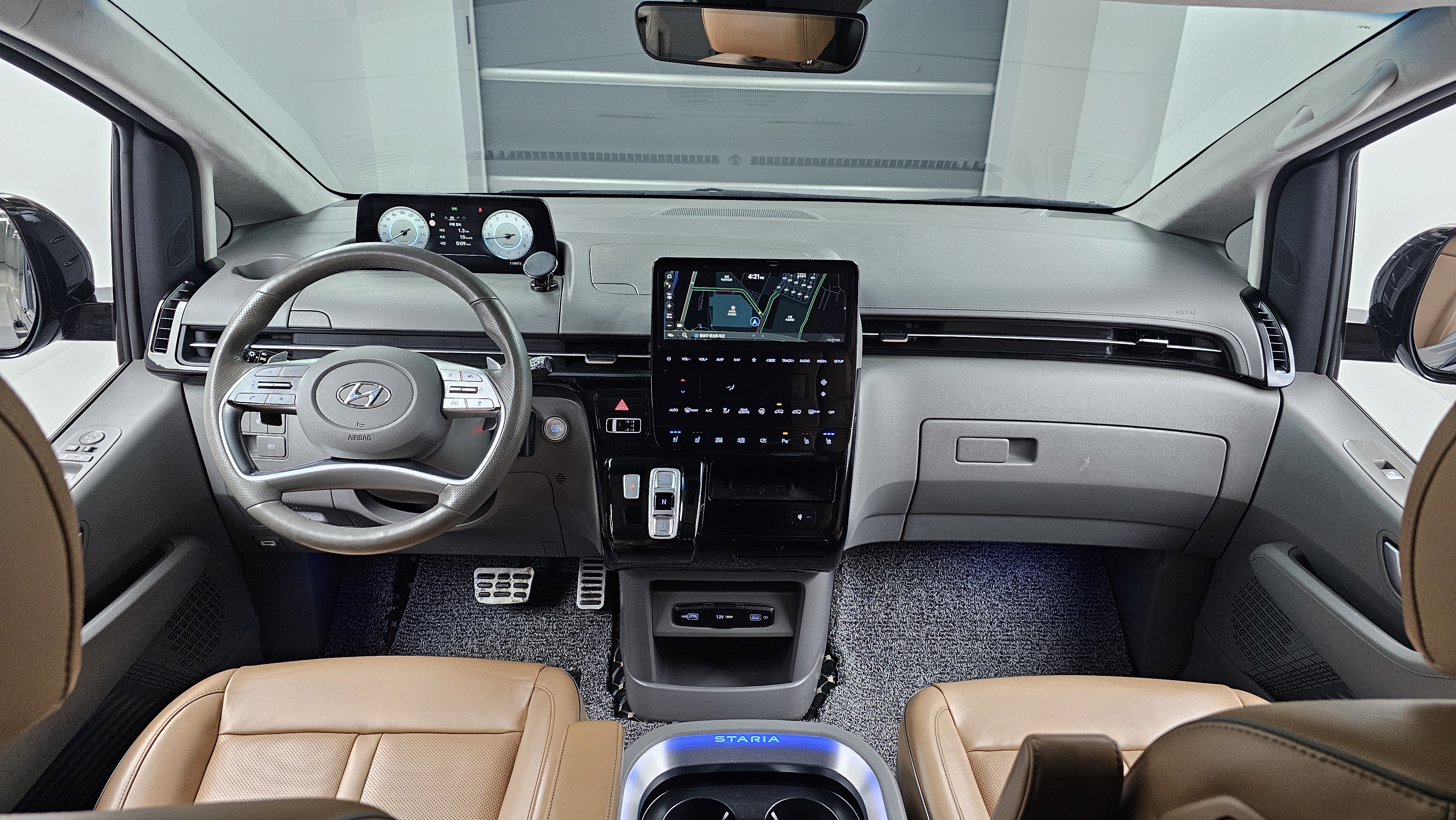 Hyundai Staria — miniaturë 7