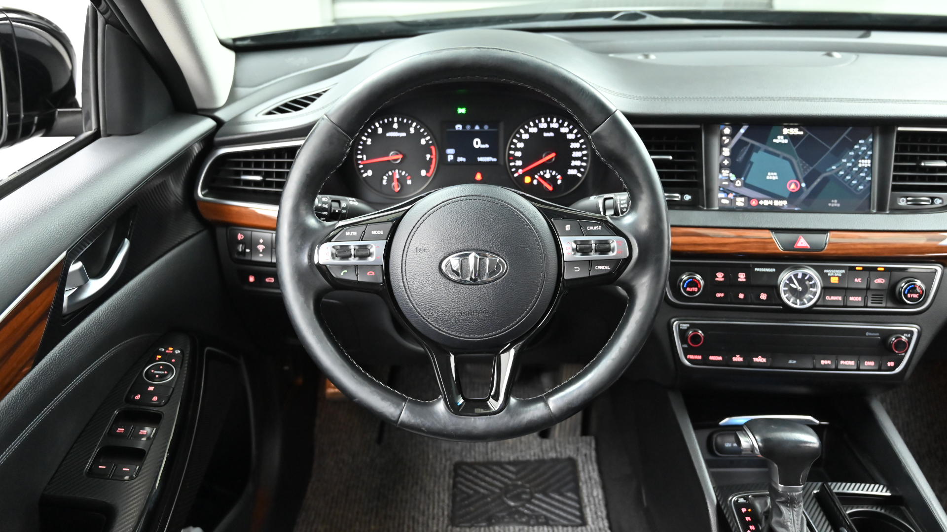 Kia K7 — miniaturë 13