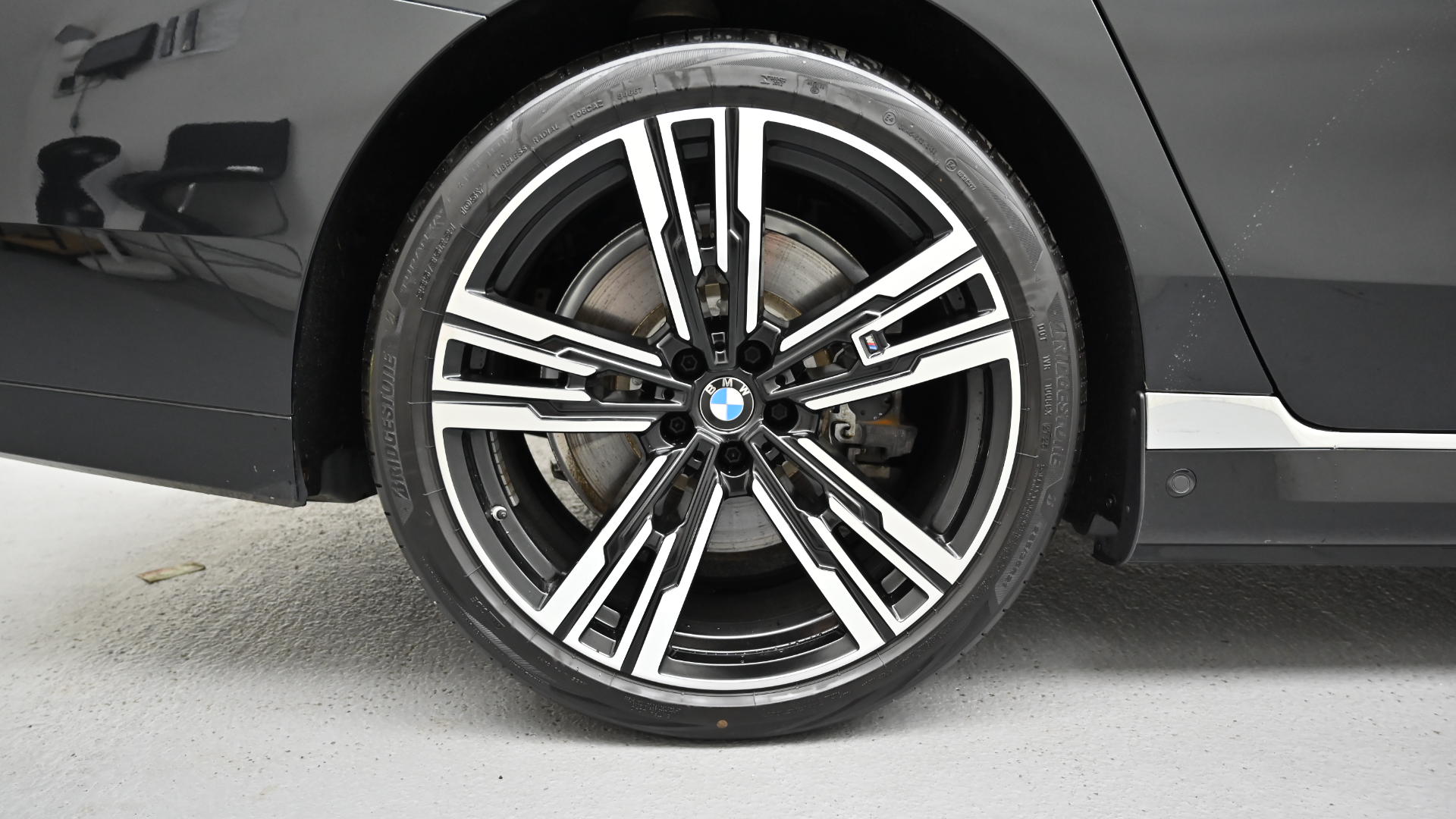 BMW i7 — miniaturë 5