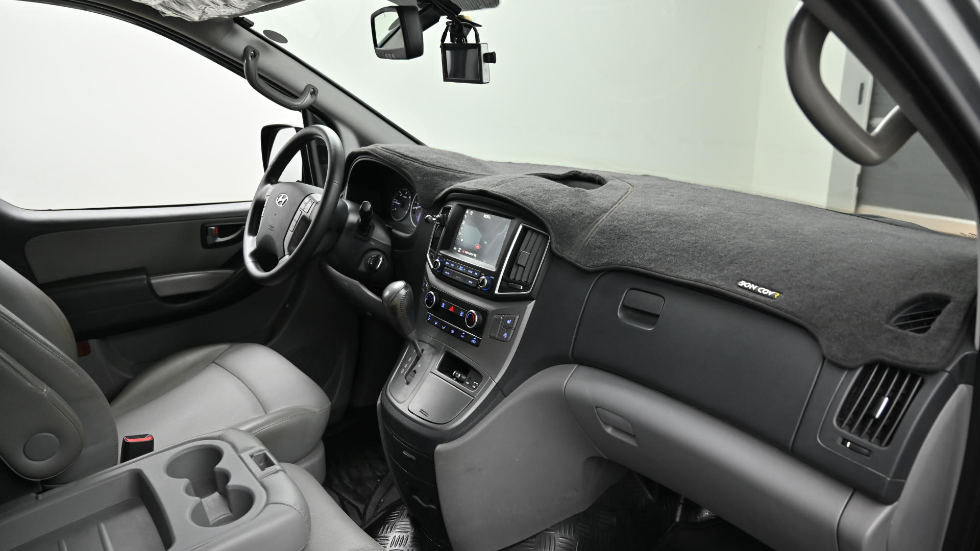 Hyundai Starex — miniaturë 7
