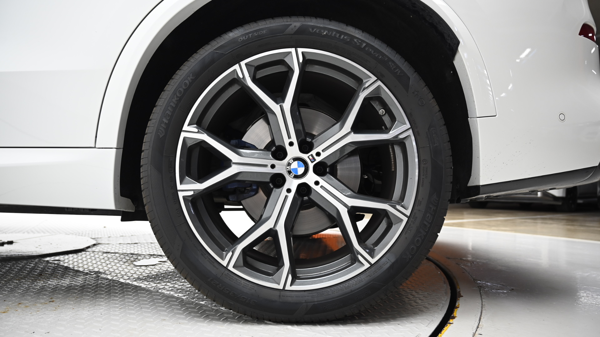 BMW X5 — miniaturë 5