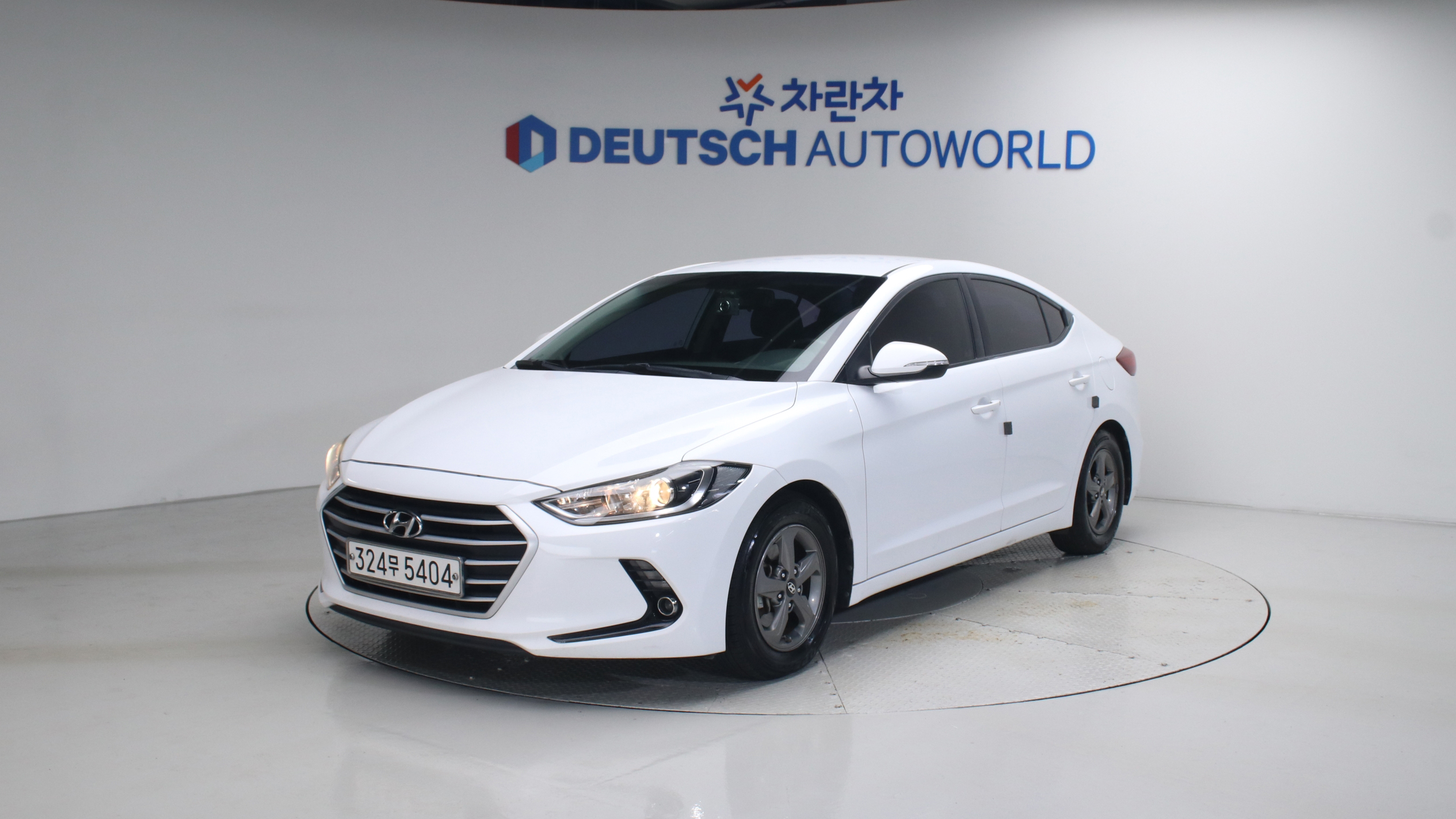 Hyundai Avante 1.6 LPI 스마트(렌터카) — foto 1