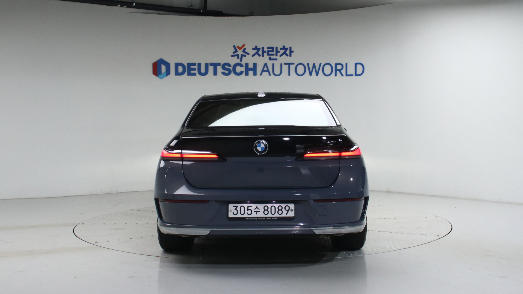 BMW 7er — miniaturë 4