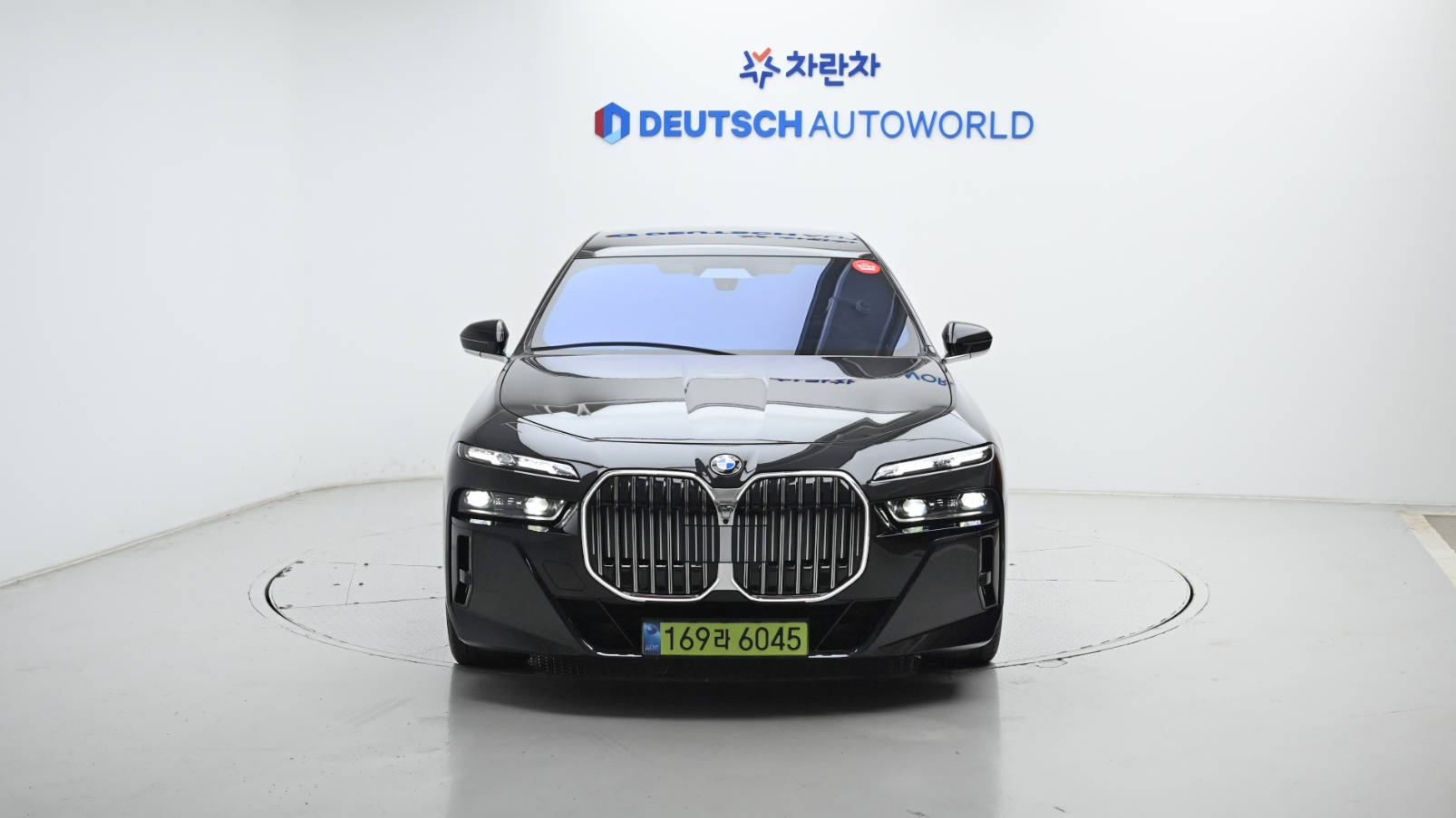 BMW 7er — miniaturë 3
