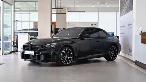 차량 이미지: BMW M2 (G87)