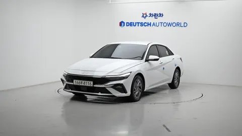 차량 이미지: 현대 더 뉴 아반떼 하이브리드 (CN7)