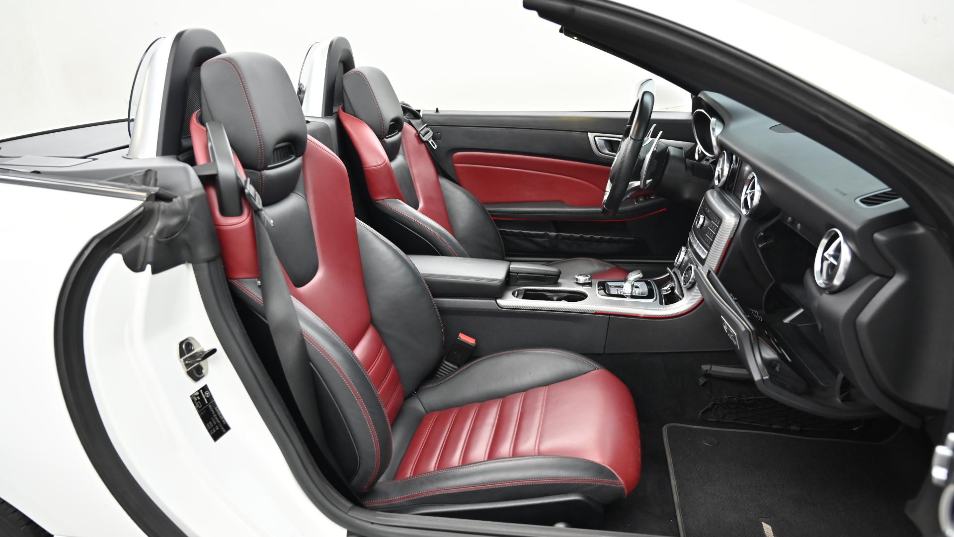 Mercedes SLC-Class R172 SLC200