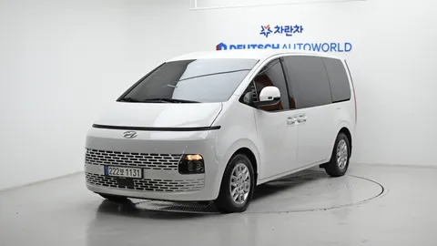 차량 이미지: 현대 스타리아