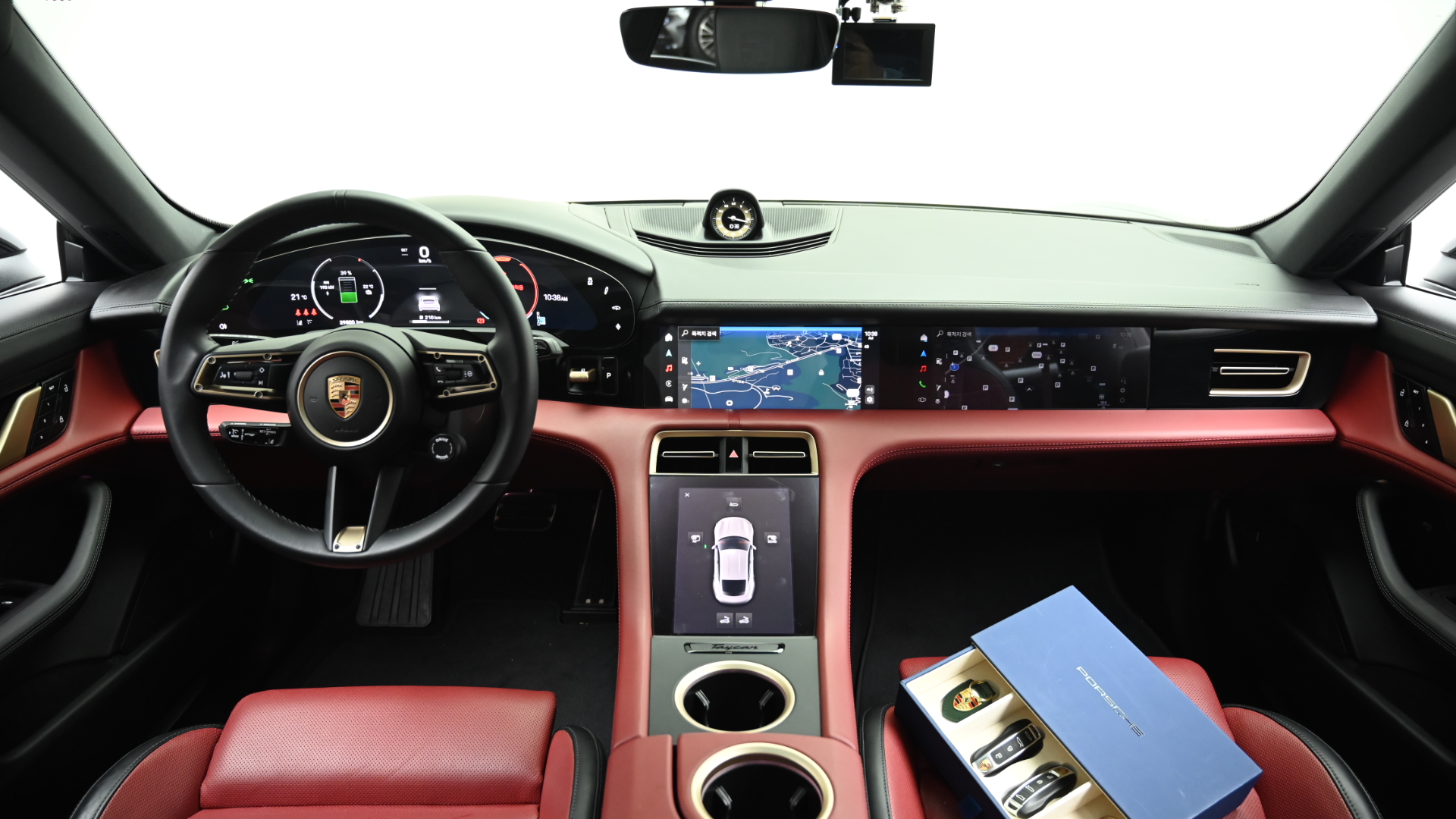 Porsche Taycan — miniaturë 7