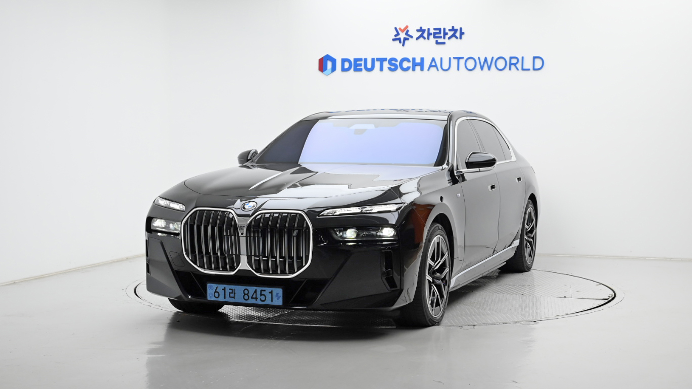 BMW i7 105.7kWh eDrive 50 M 스포츠 — foto 1