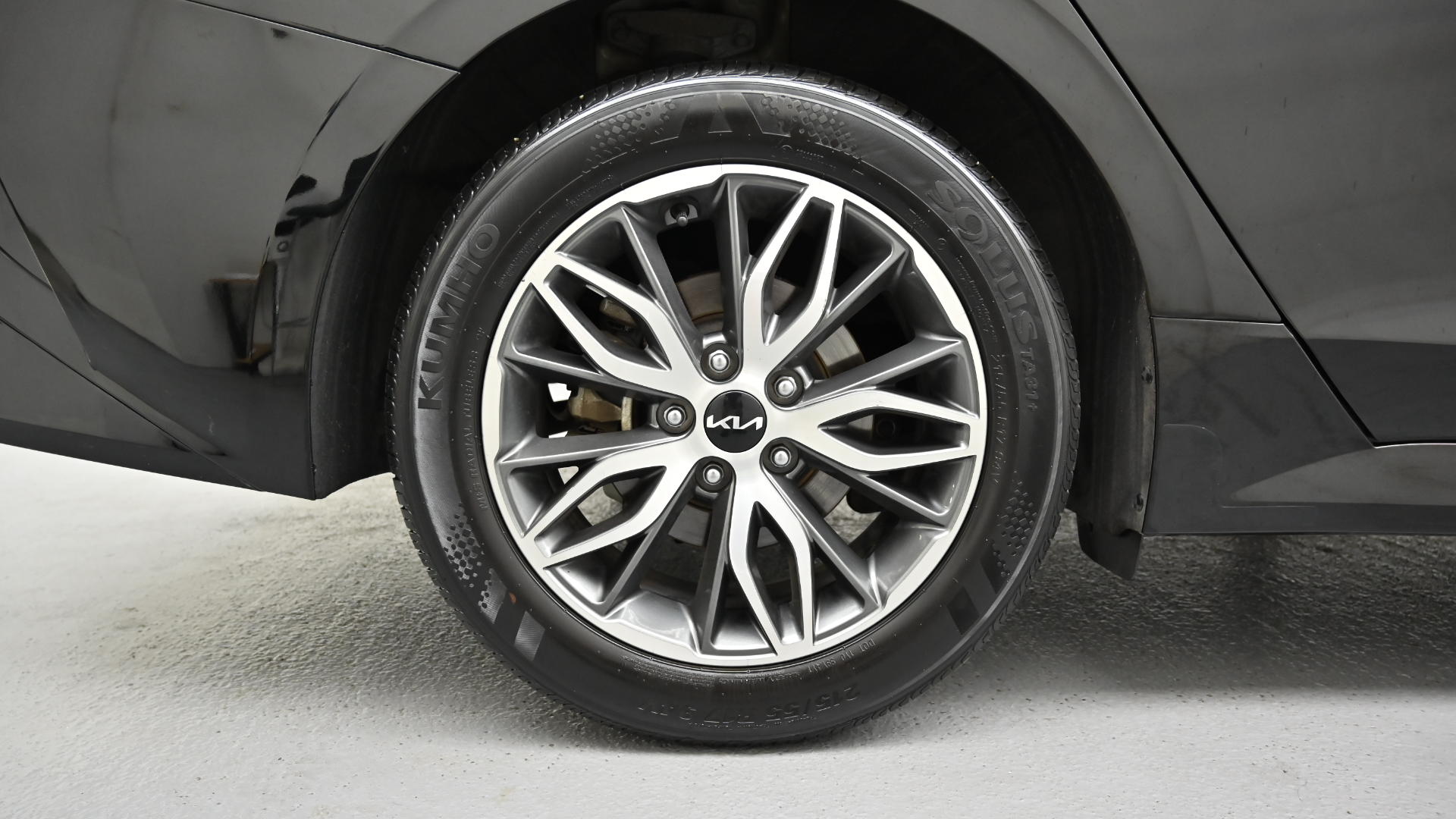 Kia K5 — miniaturë 27