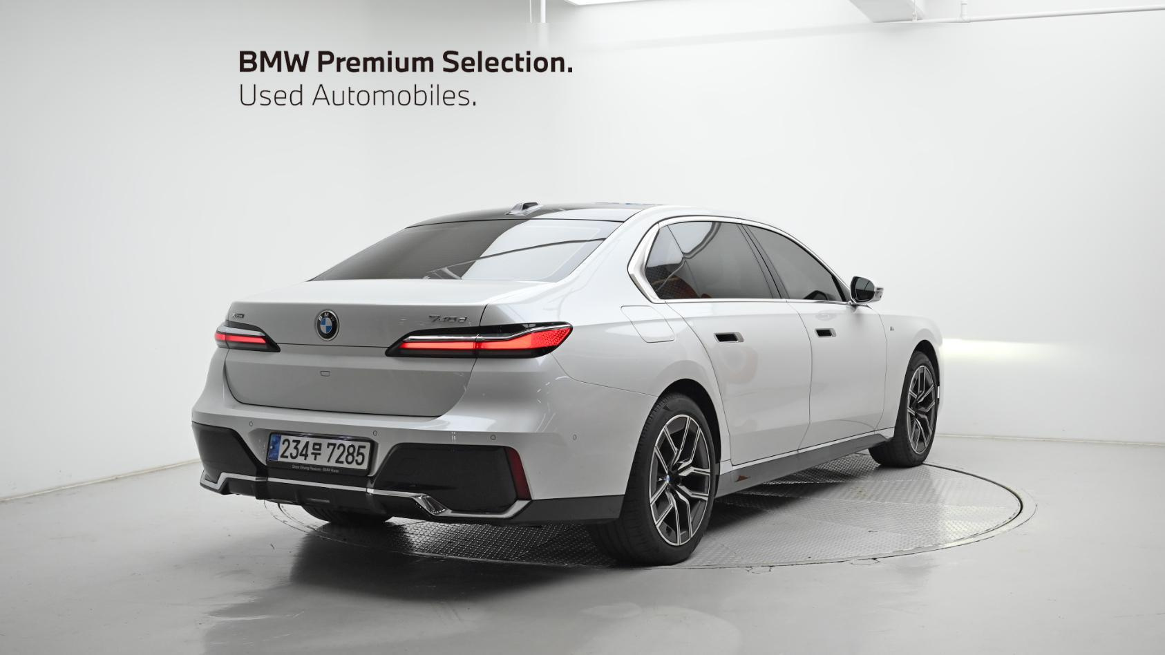 BMW 7er — miniaturë 2