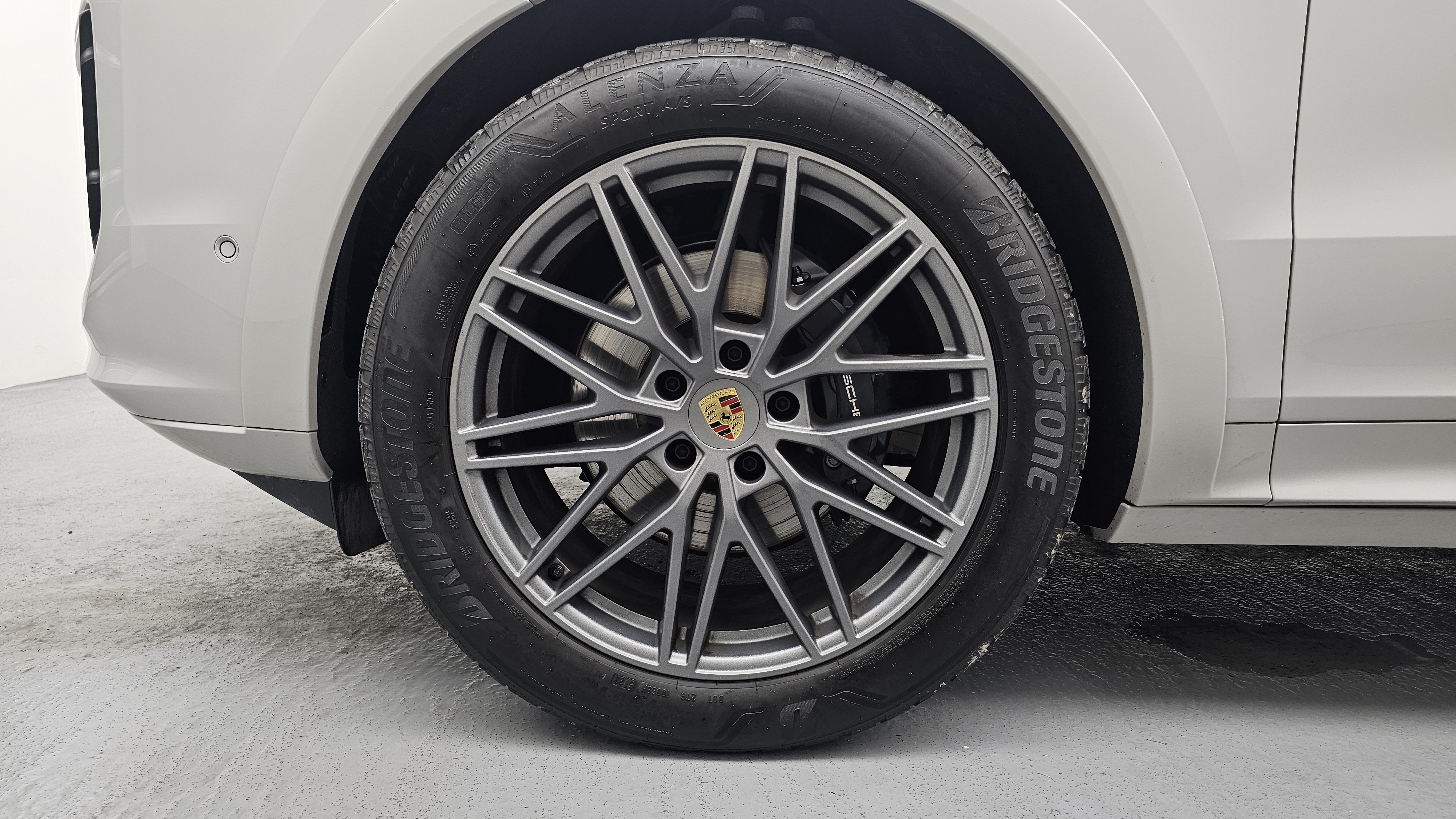 Porsche Cayenne — miniaturë 5