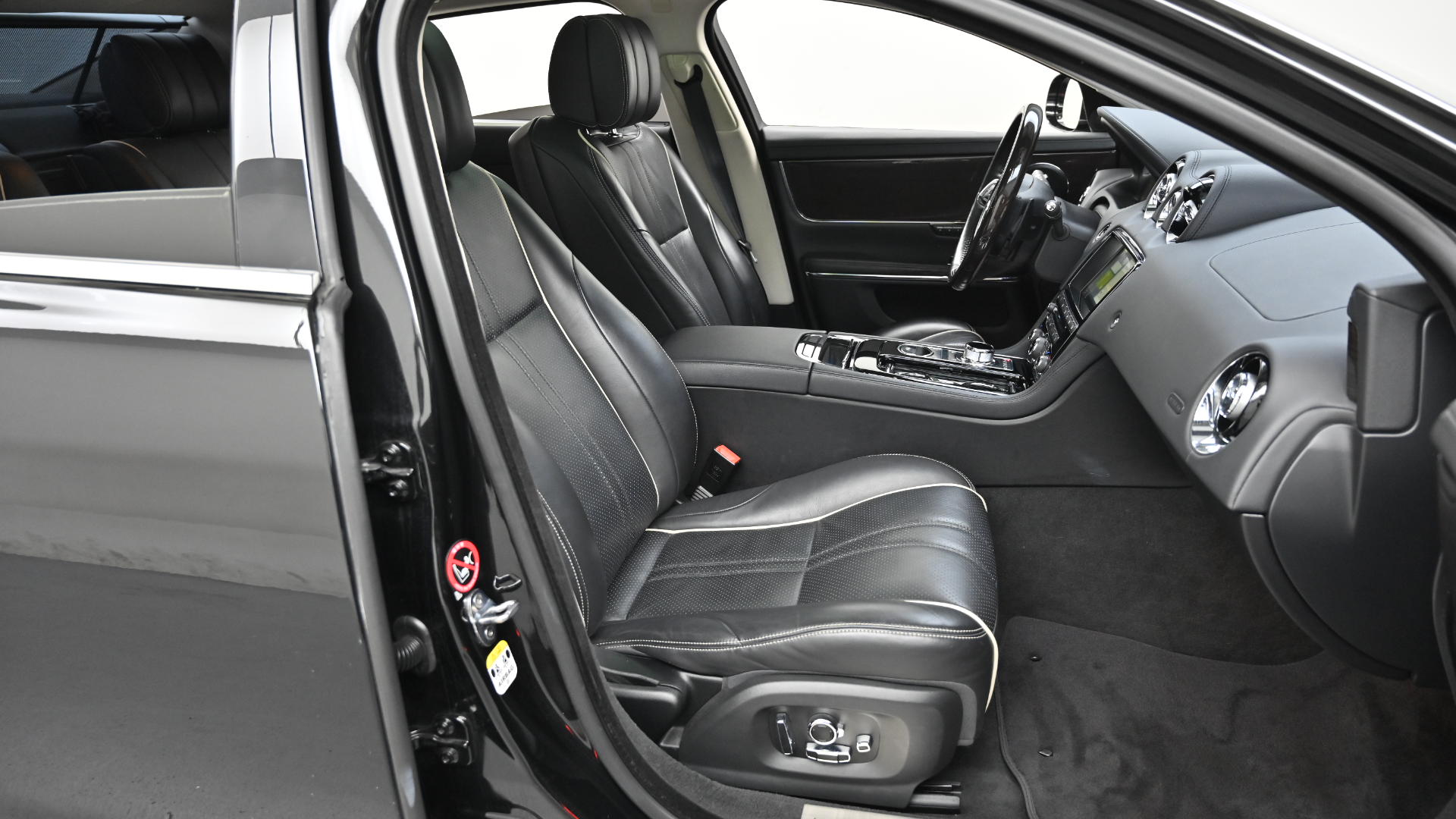 Jaguar XJ (X351) 3.0D Premium Luxury LWB
