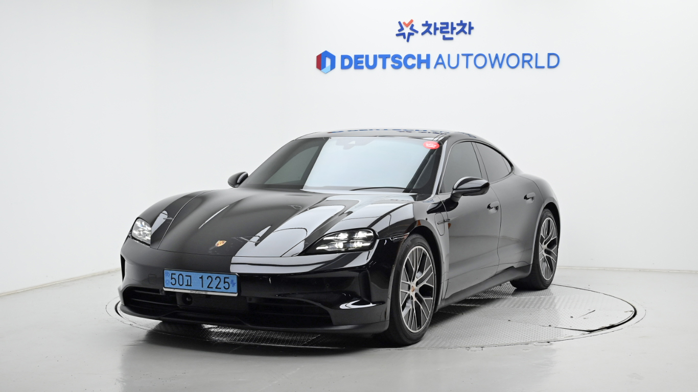 Porsche Taycan 79.2kWh 베이스 — foto 1