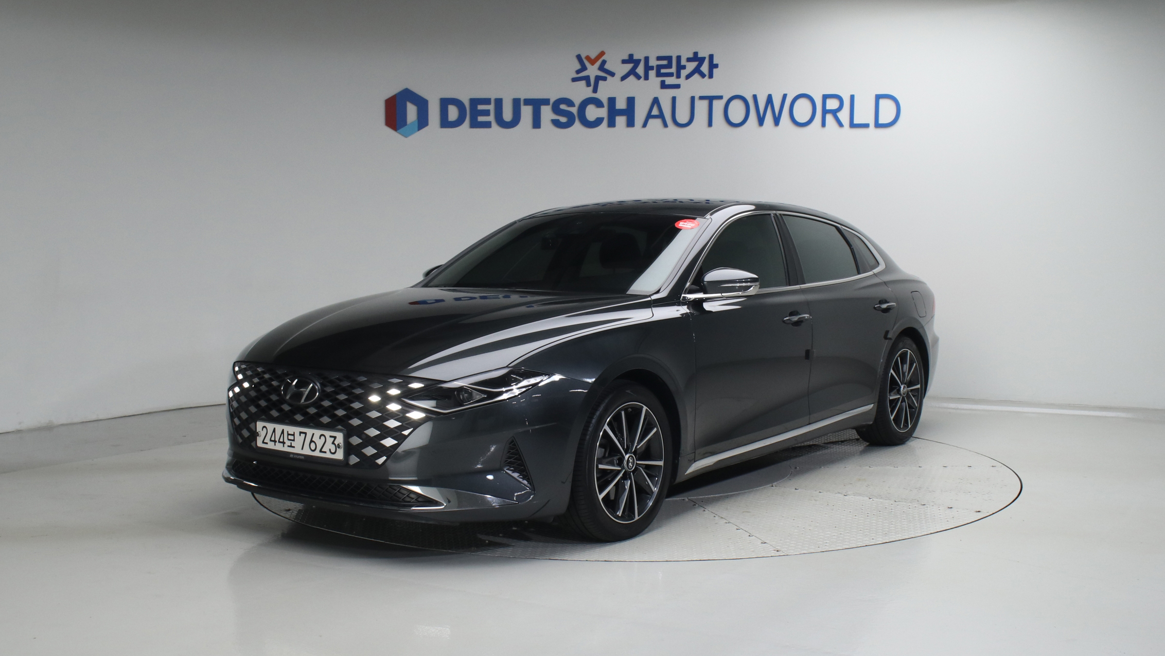 Hyundai Grandeur 3.0 LPi 프리미엄 초이스 — foto 1