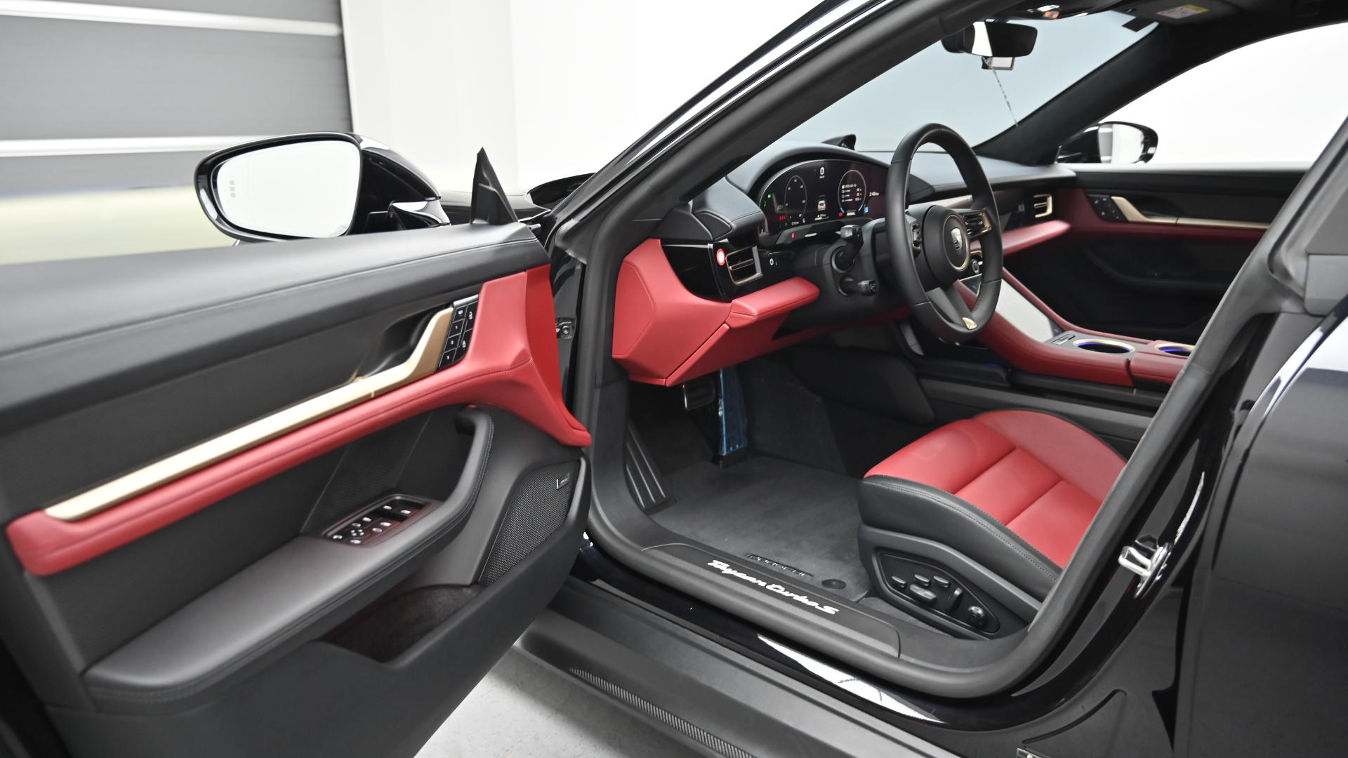 Porsche Taycan — miniaturë 11