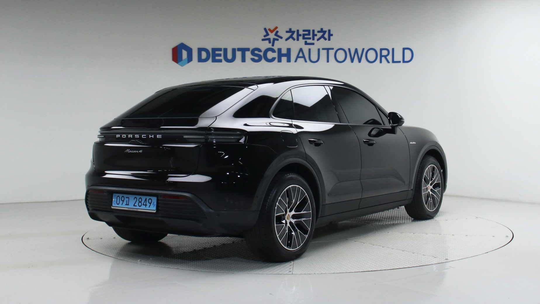 Porsche Macan — miniaturë 21