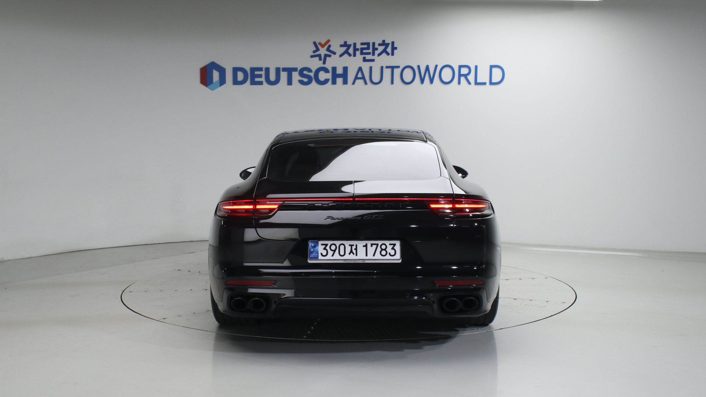 포르쉐 파나메라 (971) 4.0 GTS