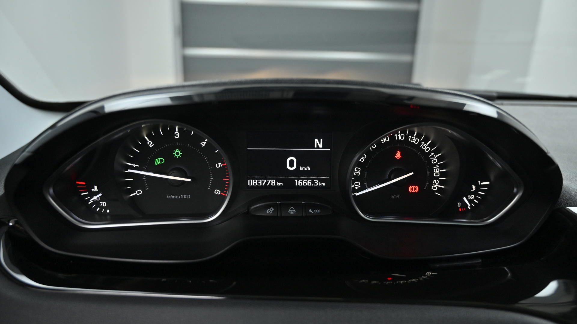 Peugeot 208 1.6 E-HDi Eco 5-door