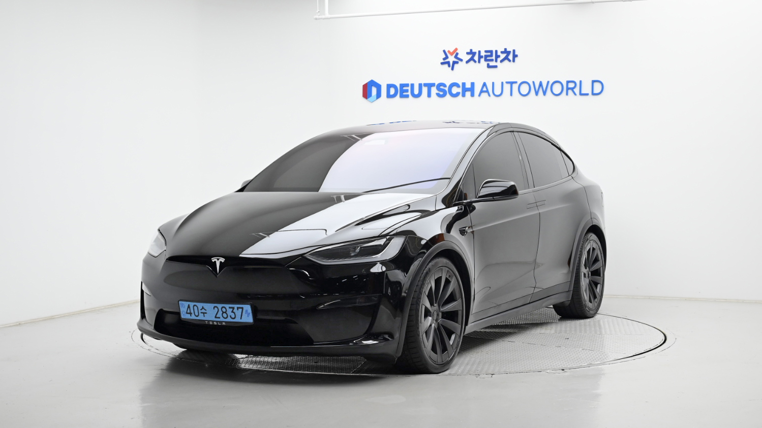 Tesla Model X 100D — foto 1