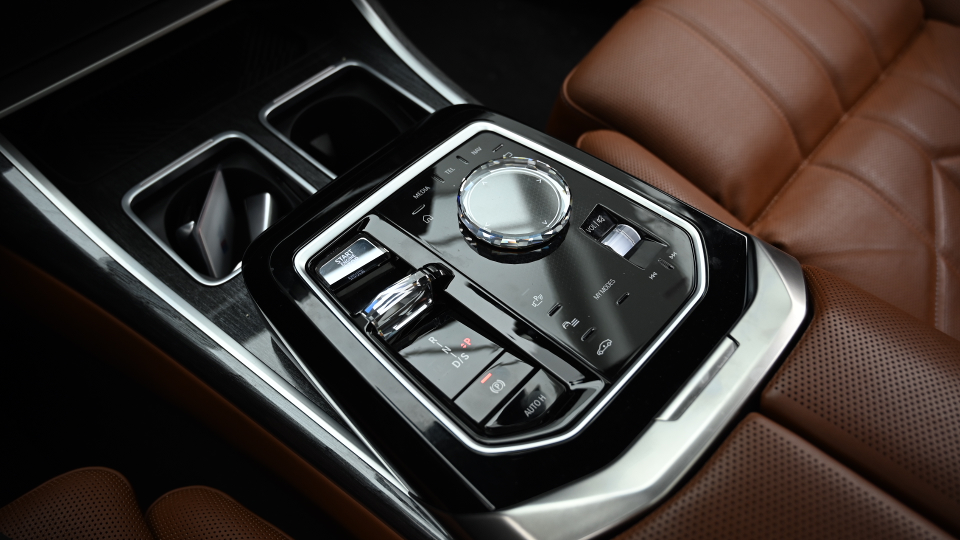 BMW 7er — miniaturë 9