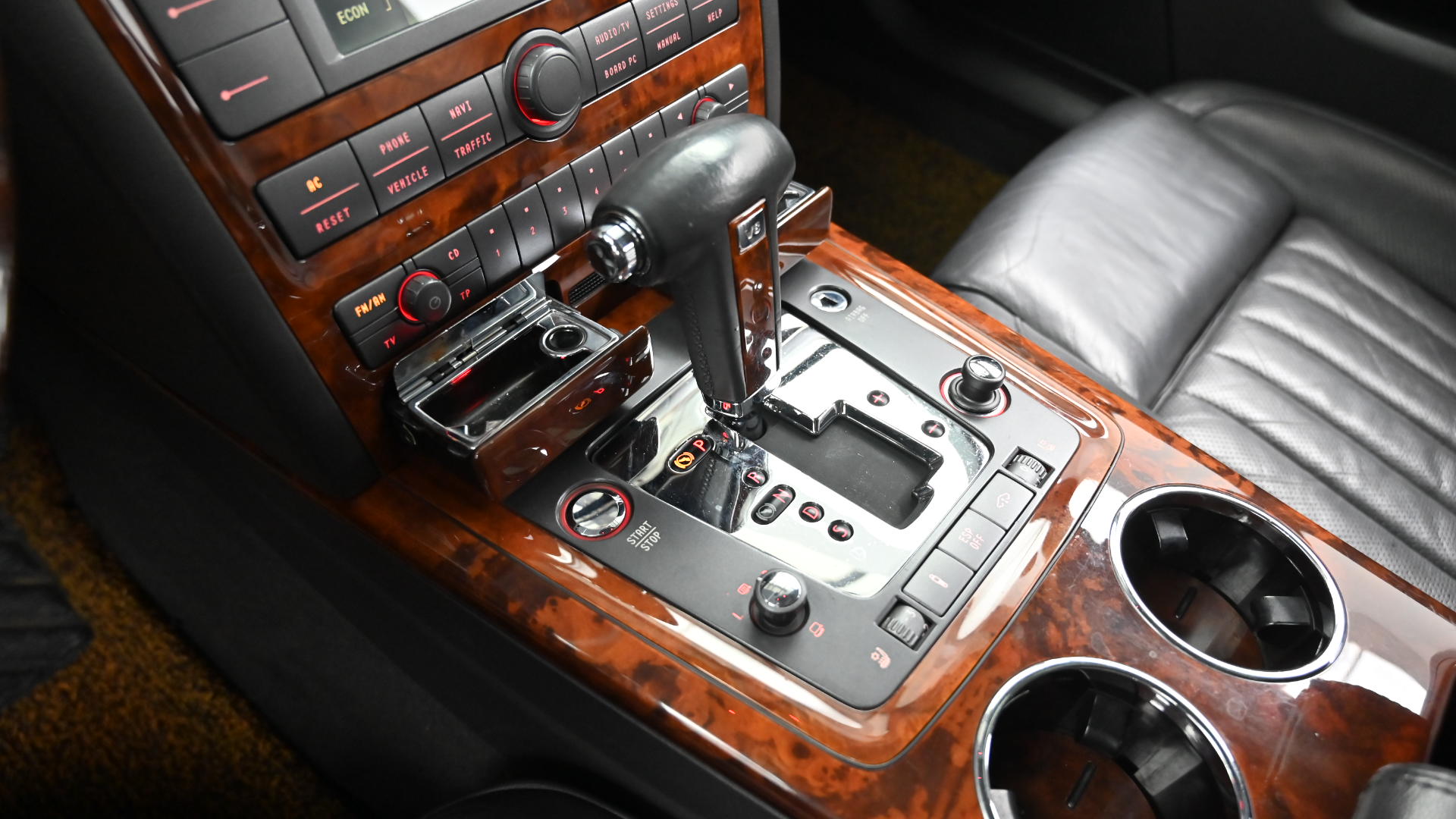 Volkswagen Phaeton V8 4.2 LWB