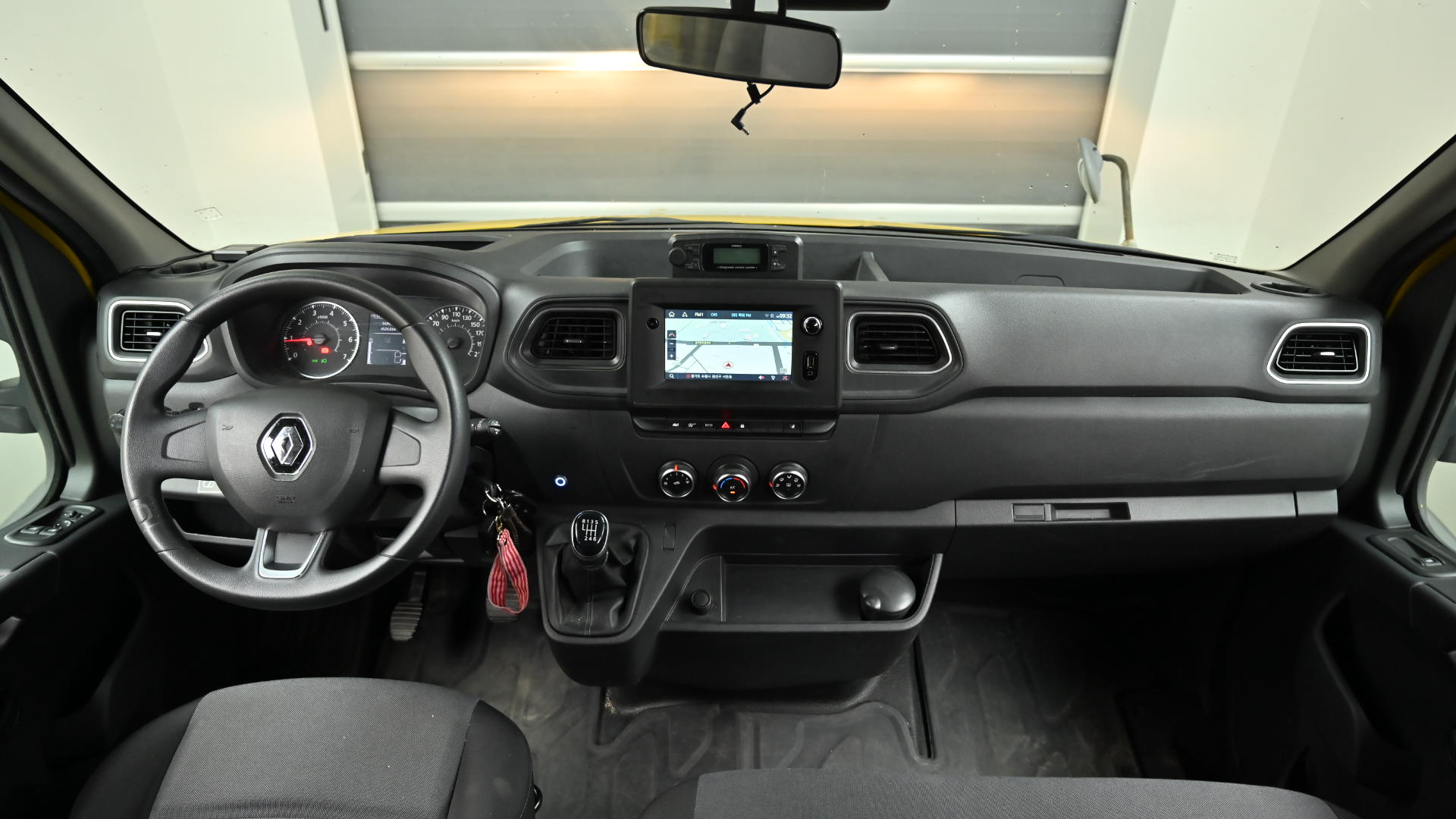 Renault Korea (Samsung) Master Child Protection Car