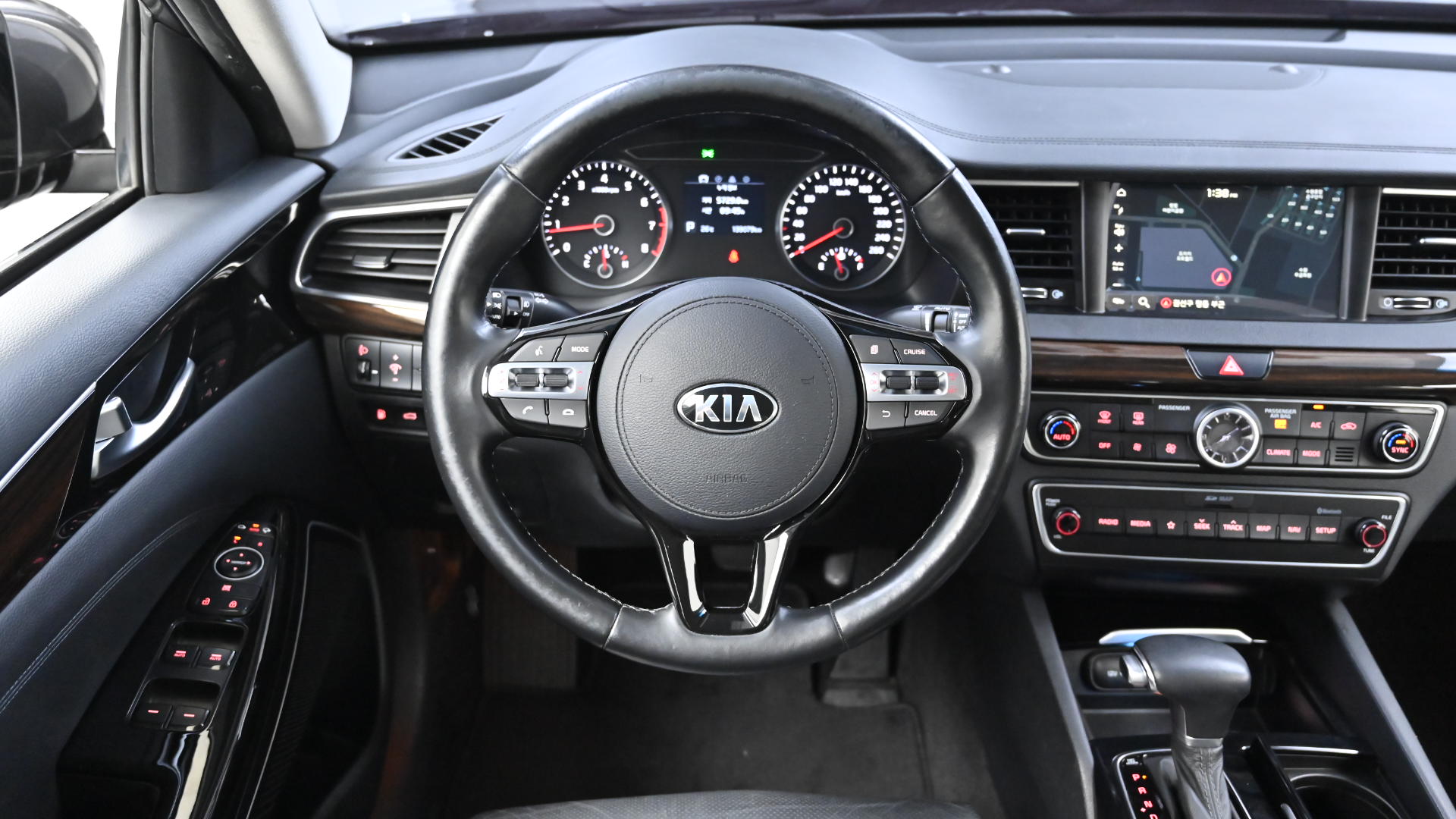 Kia K7 — miniaturë 13