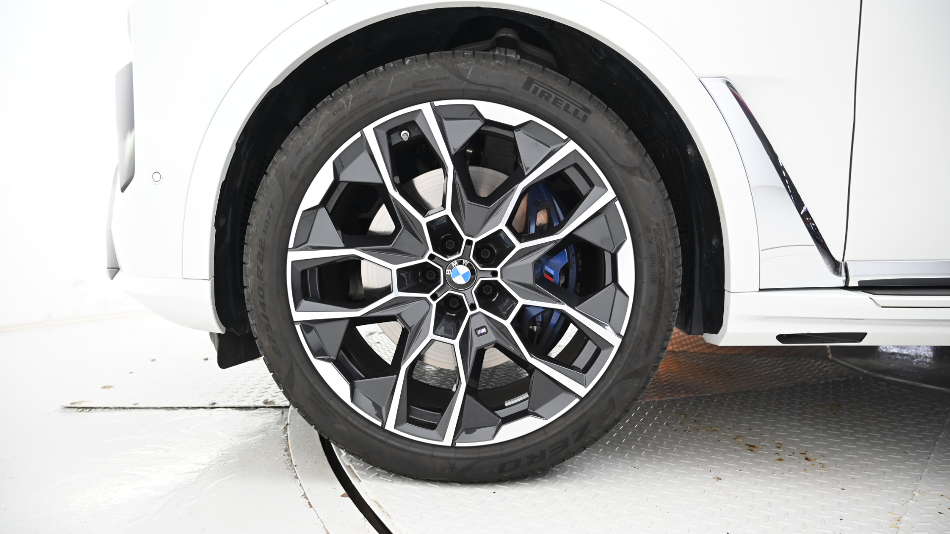 BMW X7 — miniaturë 5