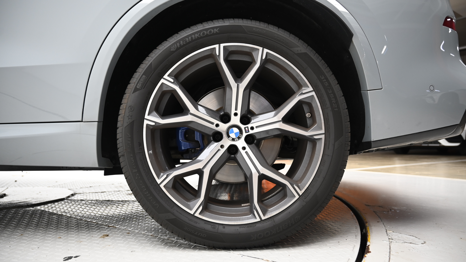 BMW X5 — miniaturë 5