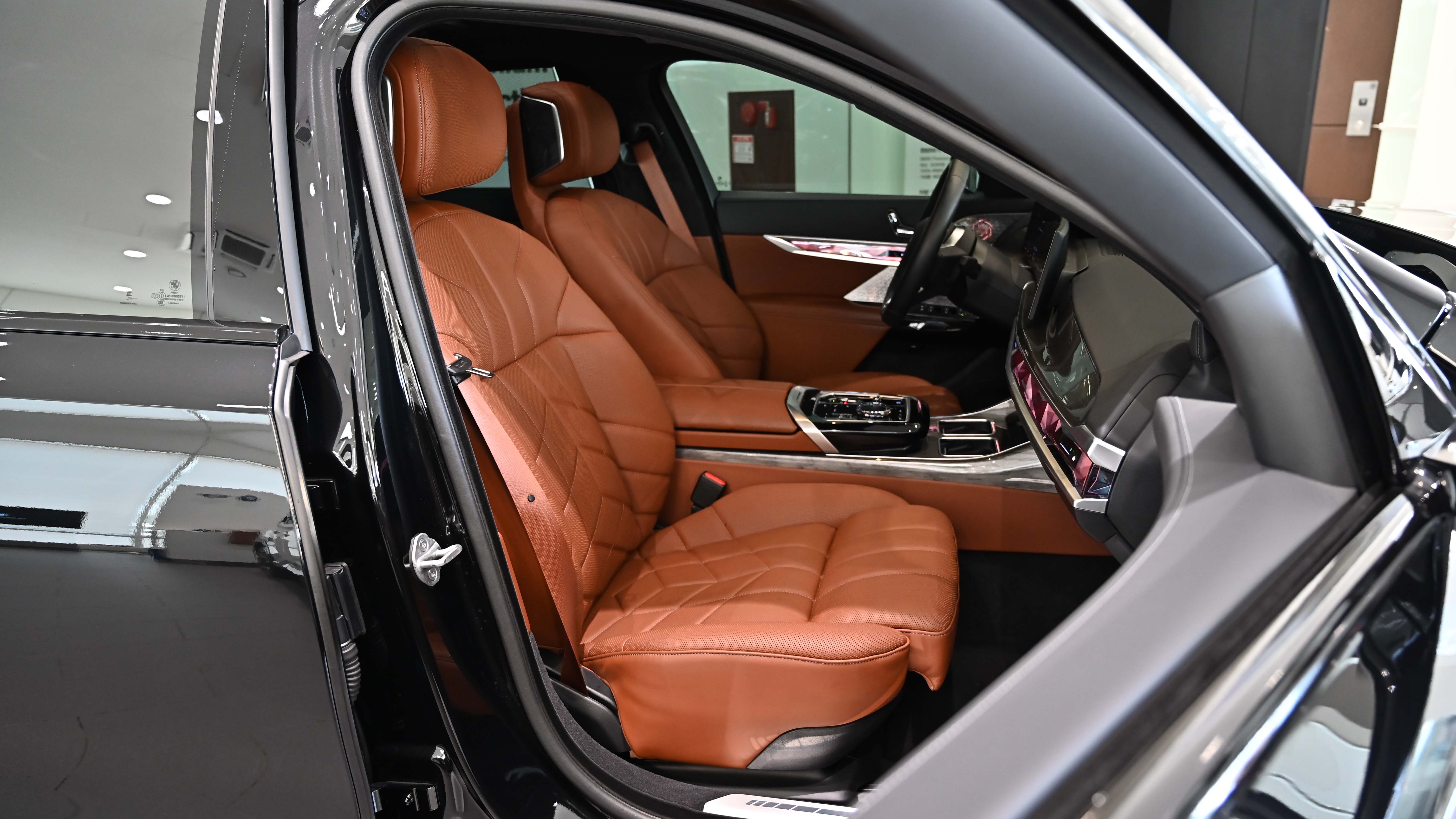BMW i7 — miniaturë 13