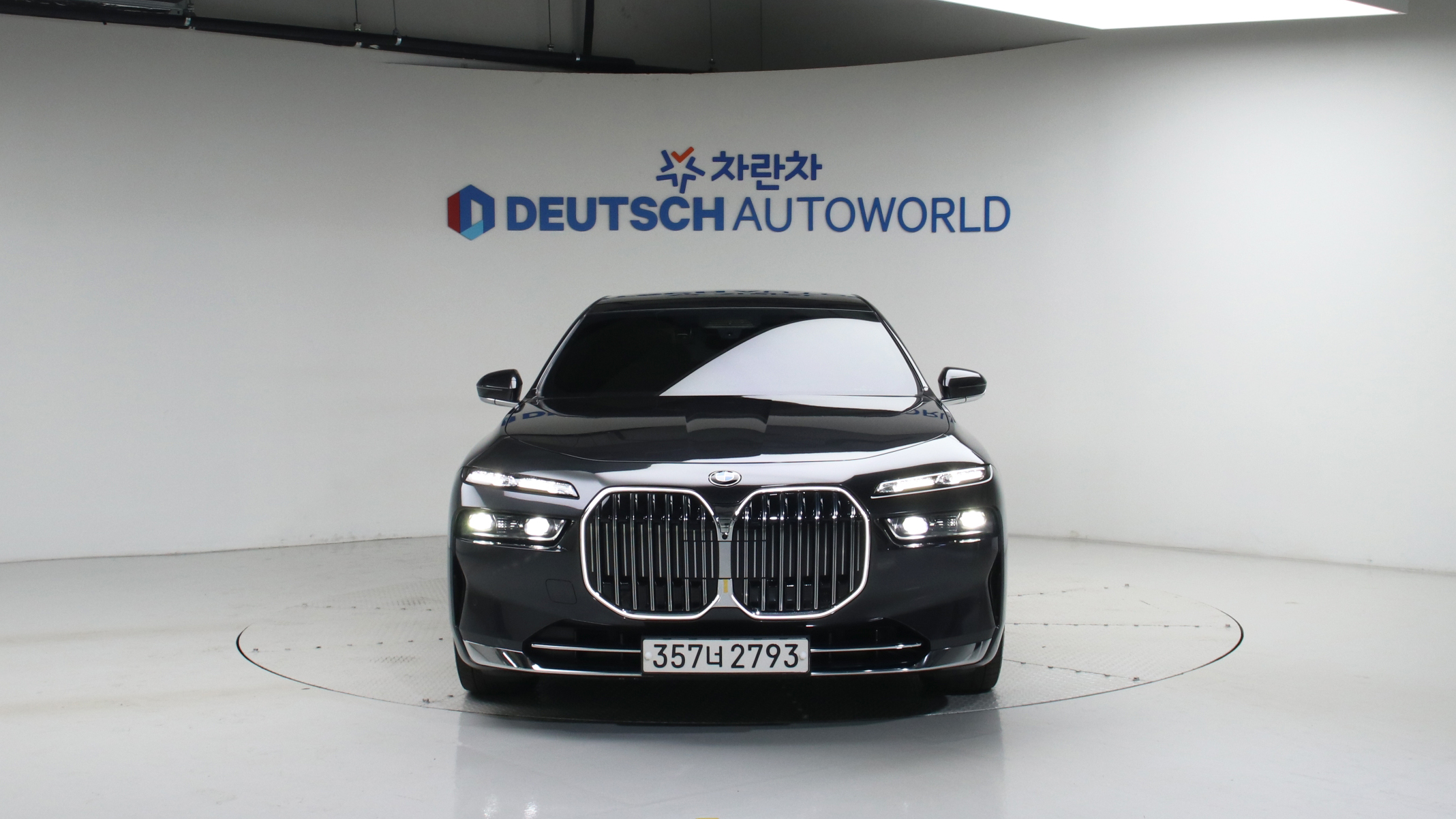 BMW 7er — miniaturë 3