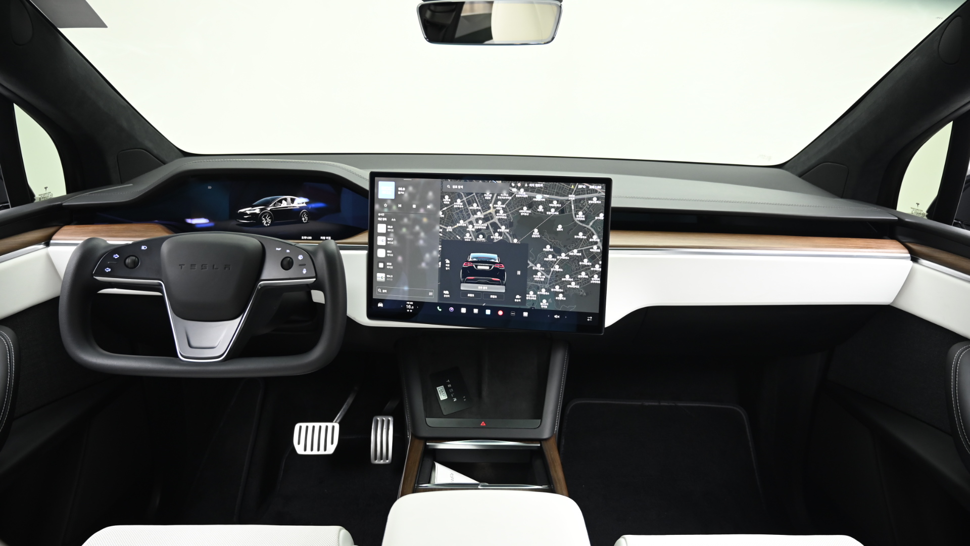 Tesla Model X — miniaturë 7