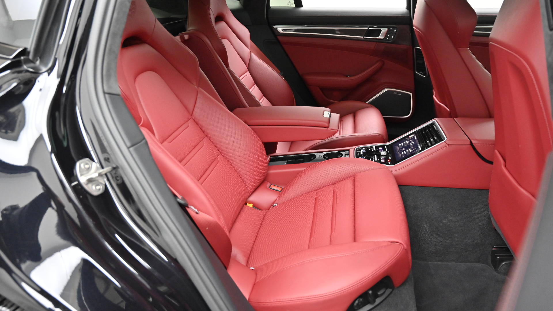 Porsche Panamera — miniaturë 12