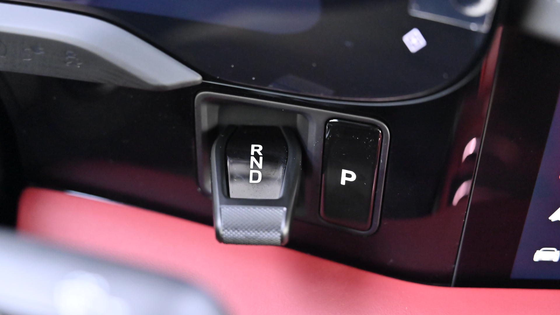 Porsche Taycan — miniaturë 9