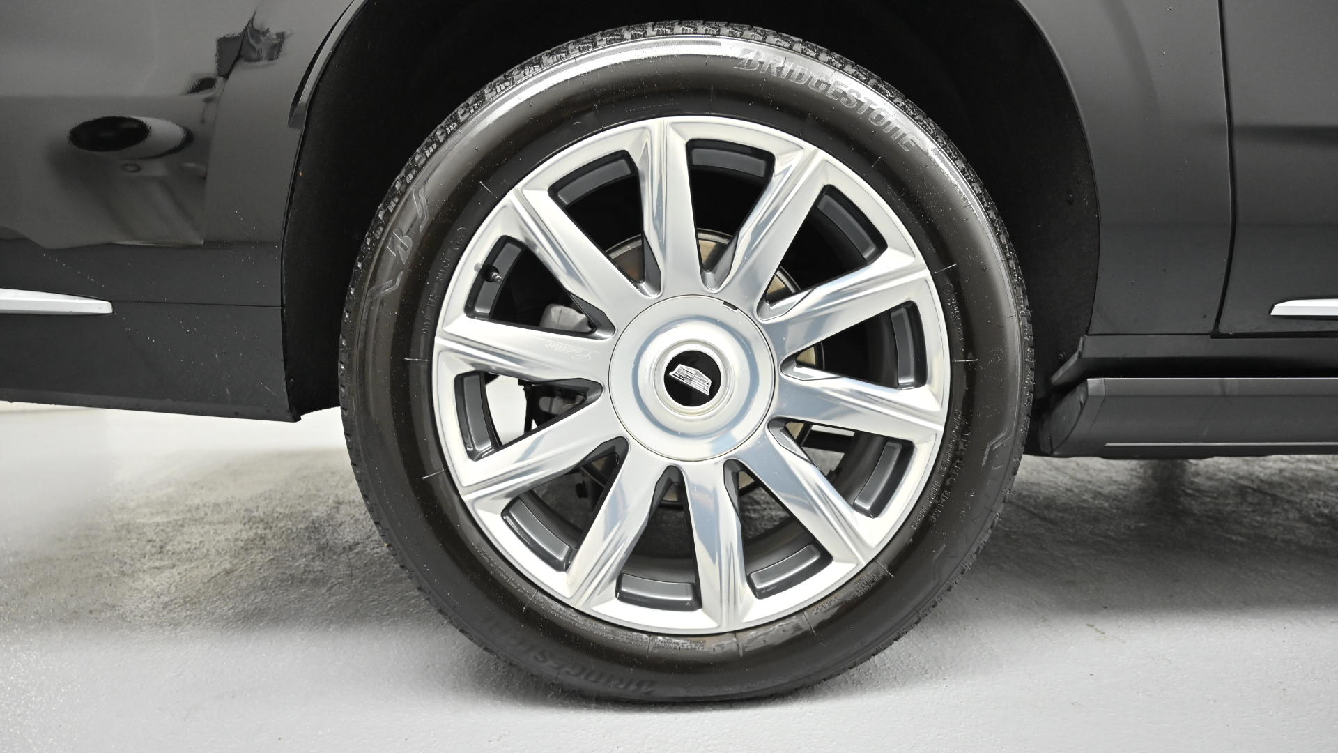 Cadillac Escalade — miniaturë 5
