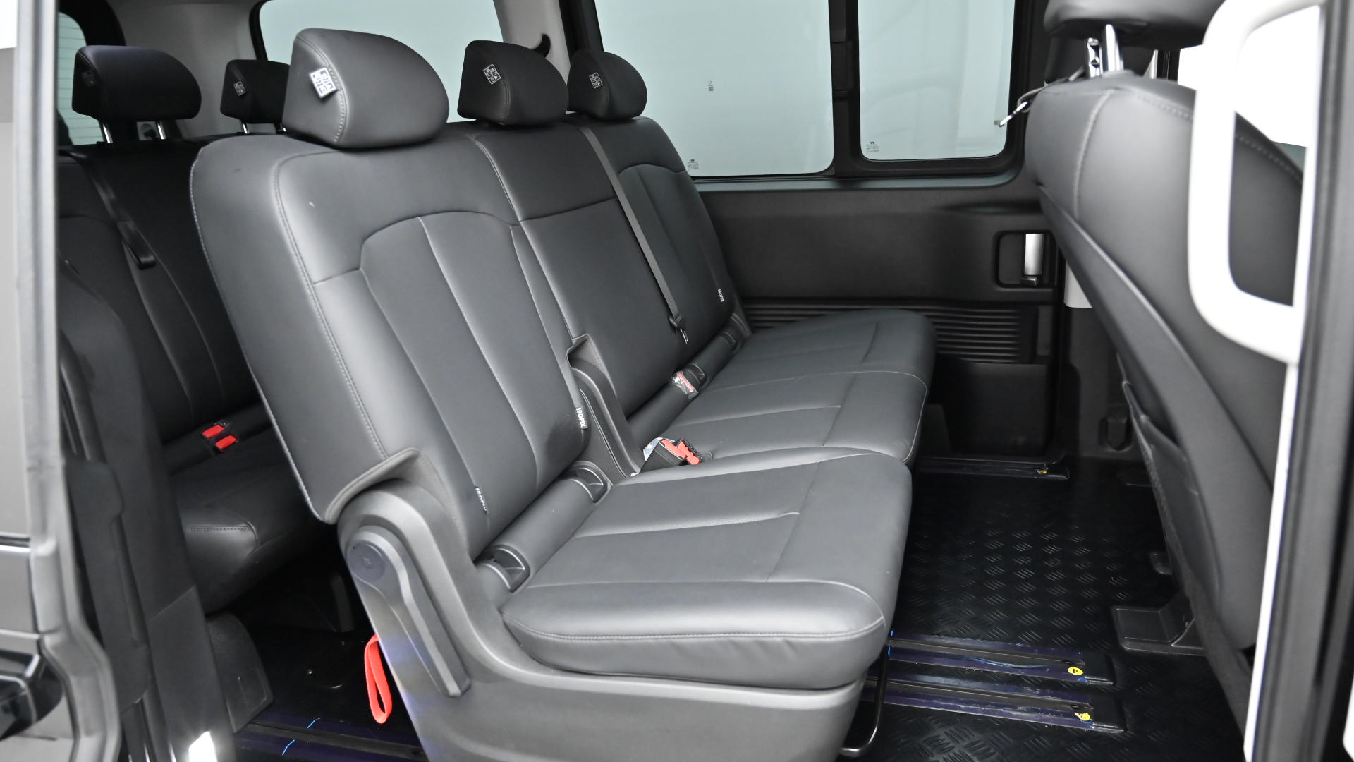 Hyundai Staria — miniaturë 30