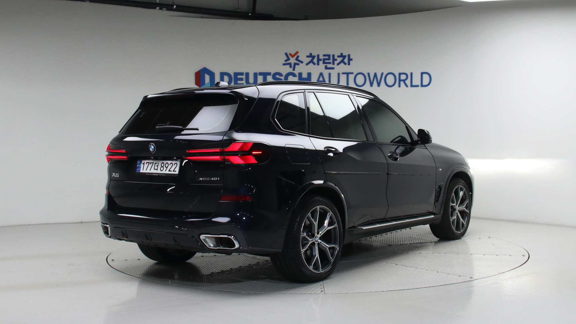 BMW X5 — miniaturë 2