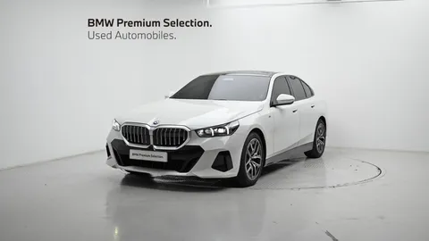 차량 이미지: BMW 5시리즈 (G60)