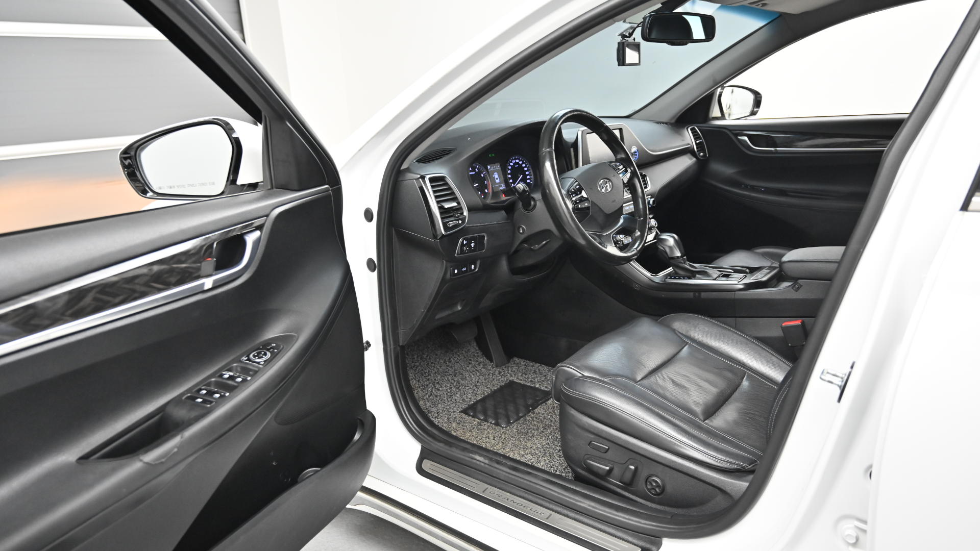 Hyundai Grandeur — miniaturë 11