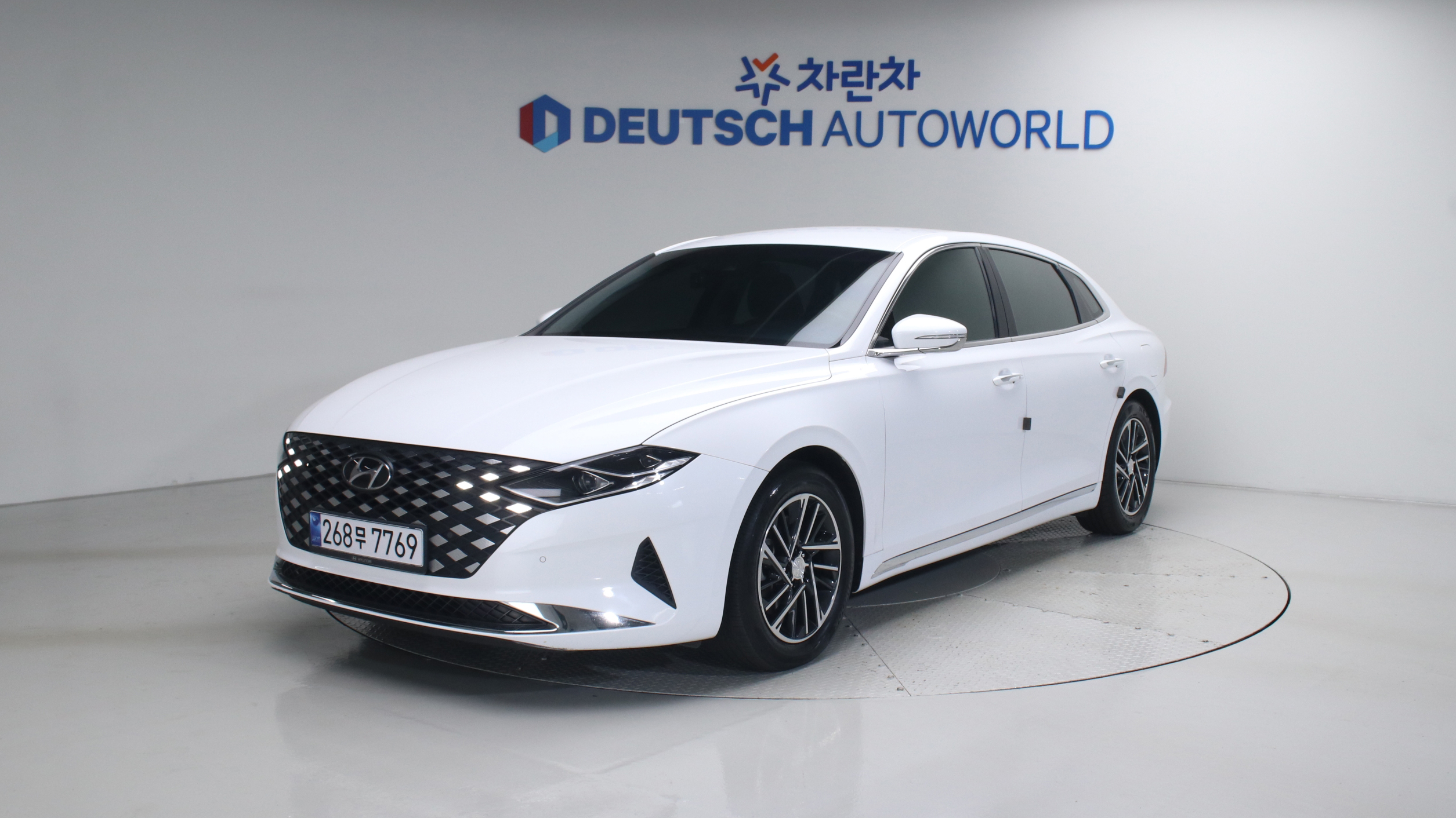 Hyundai Grandeur 3.0 LPi (렌터카용) 모던 — foto 1