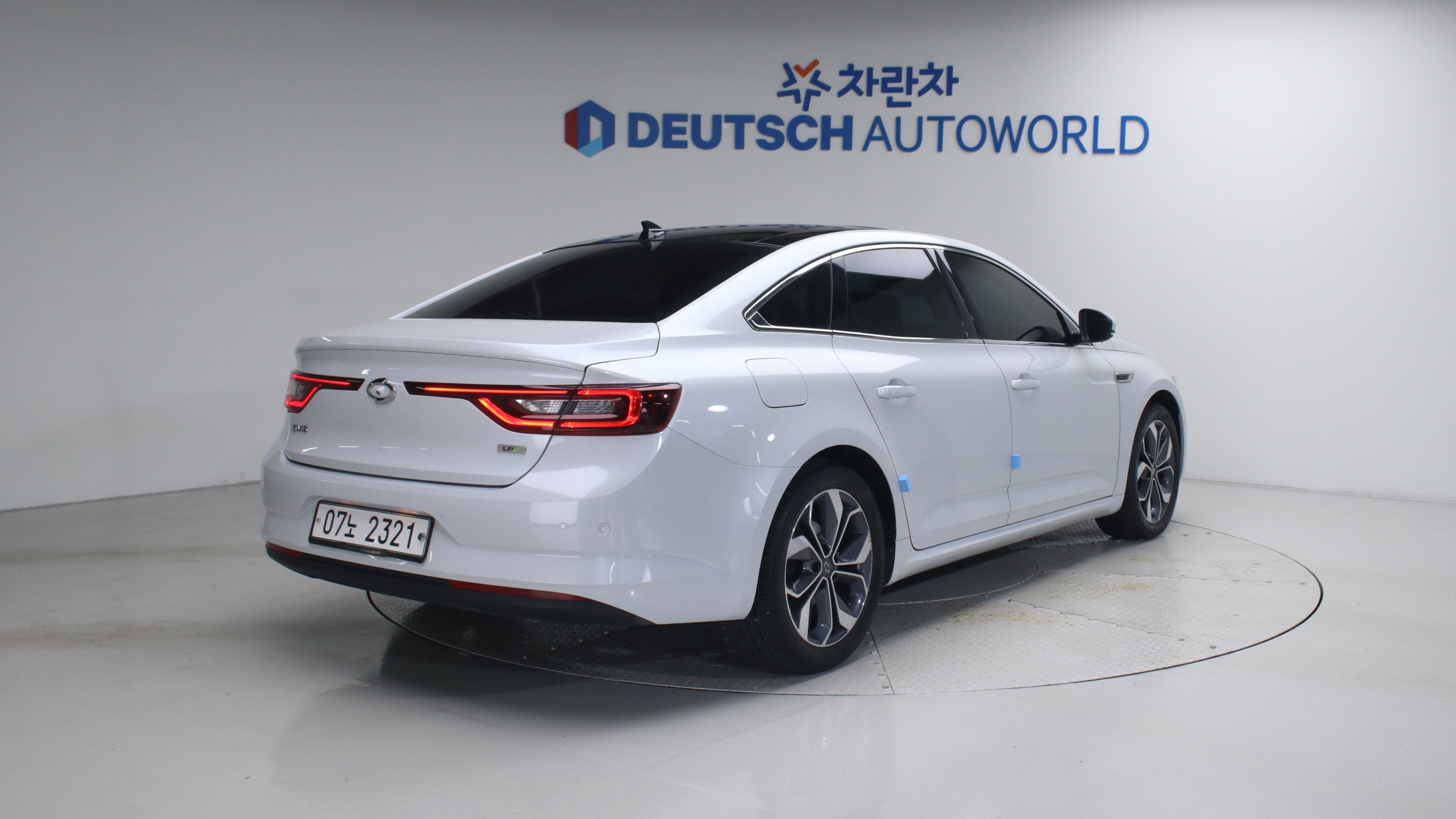 Renault Samsung SM6 — miniaturë 2