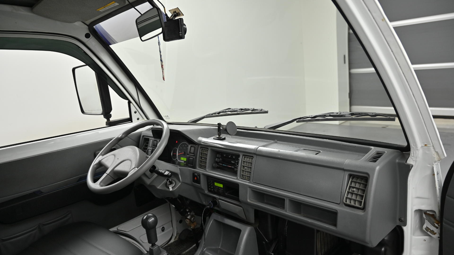 Chevrolet (GM Daewoo) New Labo Refrigerated Car Standard Type