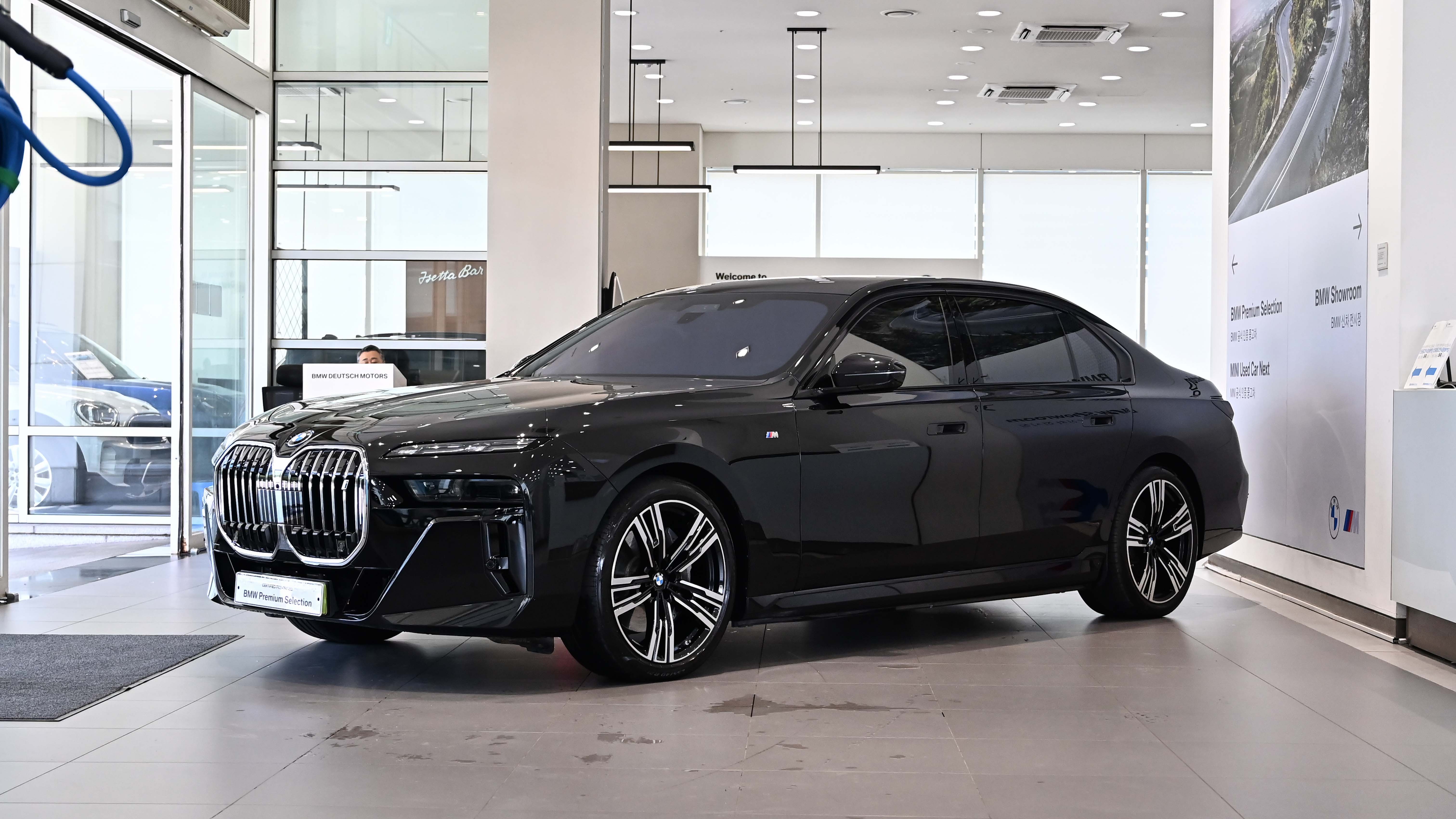 BMW i7 105.7kWh xDrive60 M 스포츠 — foto 1