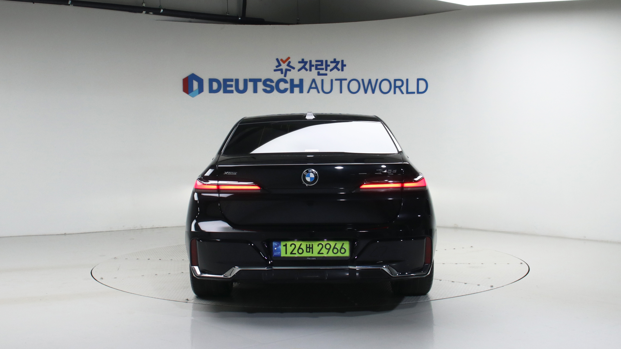 BMW 7er — miniaturë 4