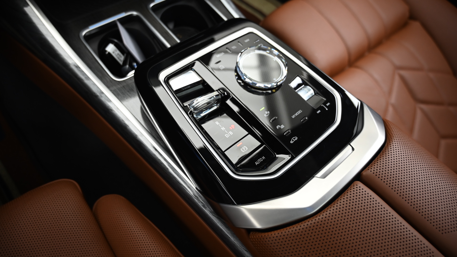 BMW i7 — miniaturë 9